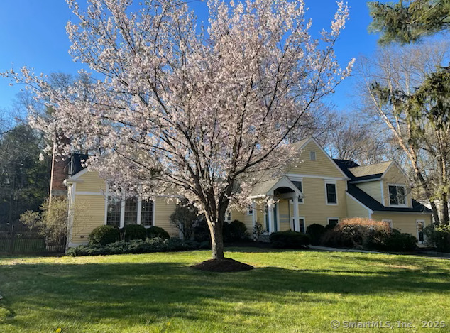 Property for Sale at Dover Road, Westport, Connecticut - Bedrooms: 4 
Bathrooms: 3 
Rooms: 9  - $1,698,000