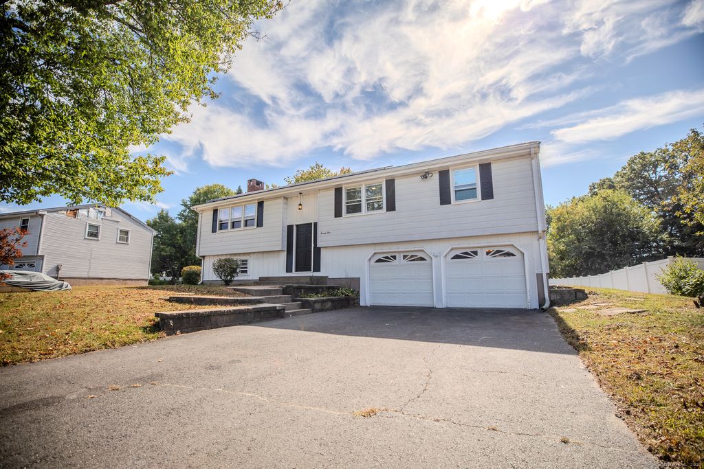 Photo of 25 Patriot Road, Windsor, CT 06095 (MLS # 24129878)
