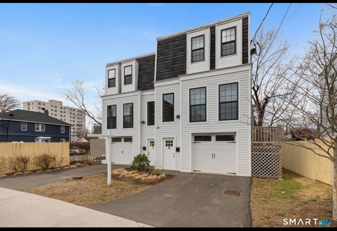 38 West Washington Avenue