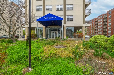 Tiny photo for 2370 North Avenue #4C, Bridgeport, CT 06604 (MLS # 24167004)