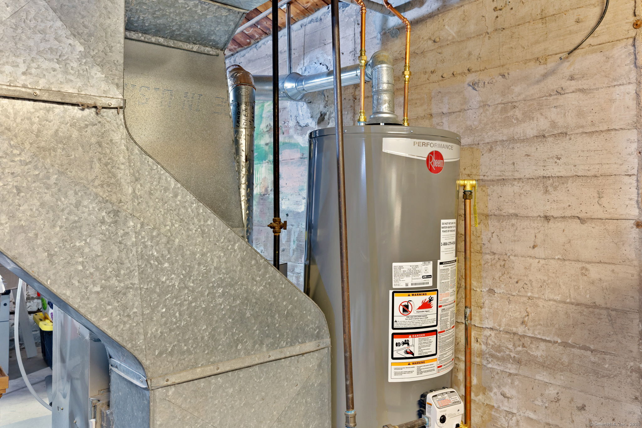 Manchester, Connecticut 06040, United States, 3 Bedrooms Bedrooms, ,2 BathroomsBathrooms,Residential,Pending,191263