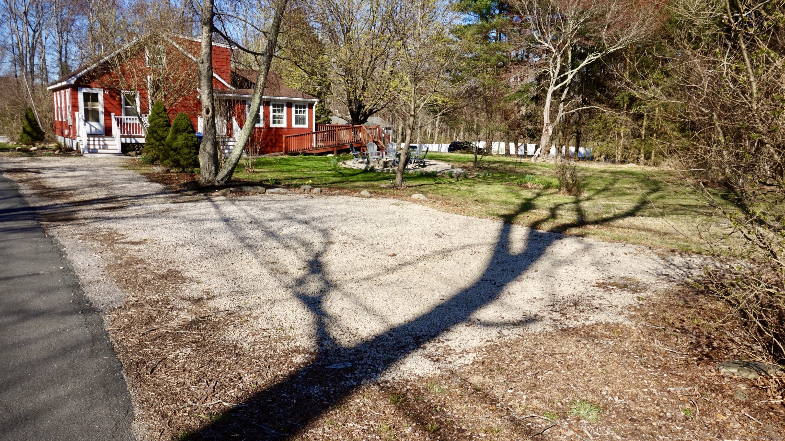 203 Simpson Lane, Montville, Connecticut image 4