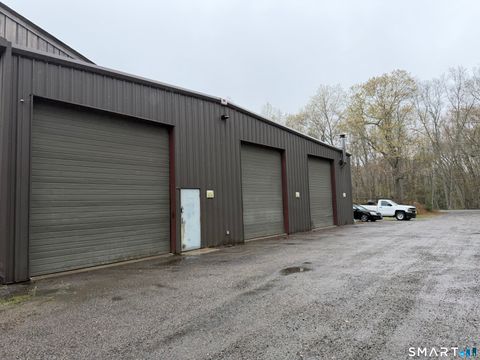 Photo of 44 Bates Pond Road, Canterbury, CT 06331 (MLS # 24172114)