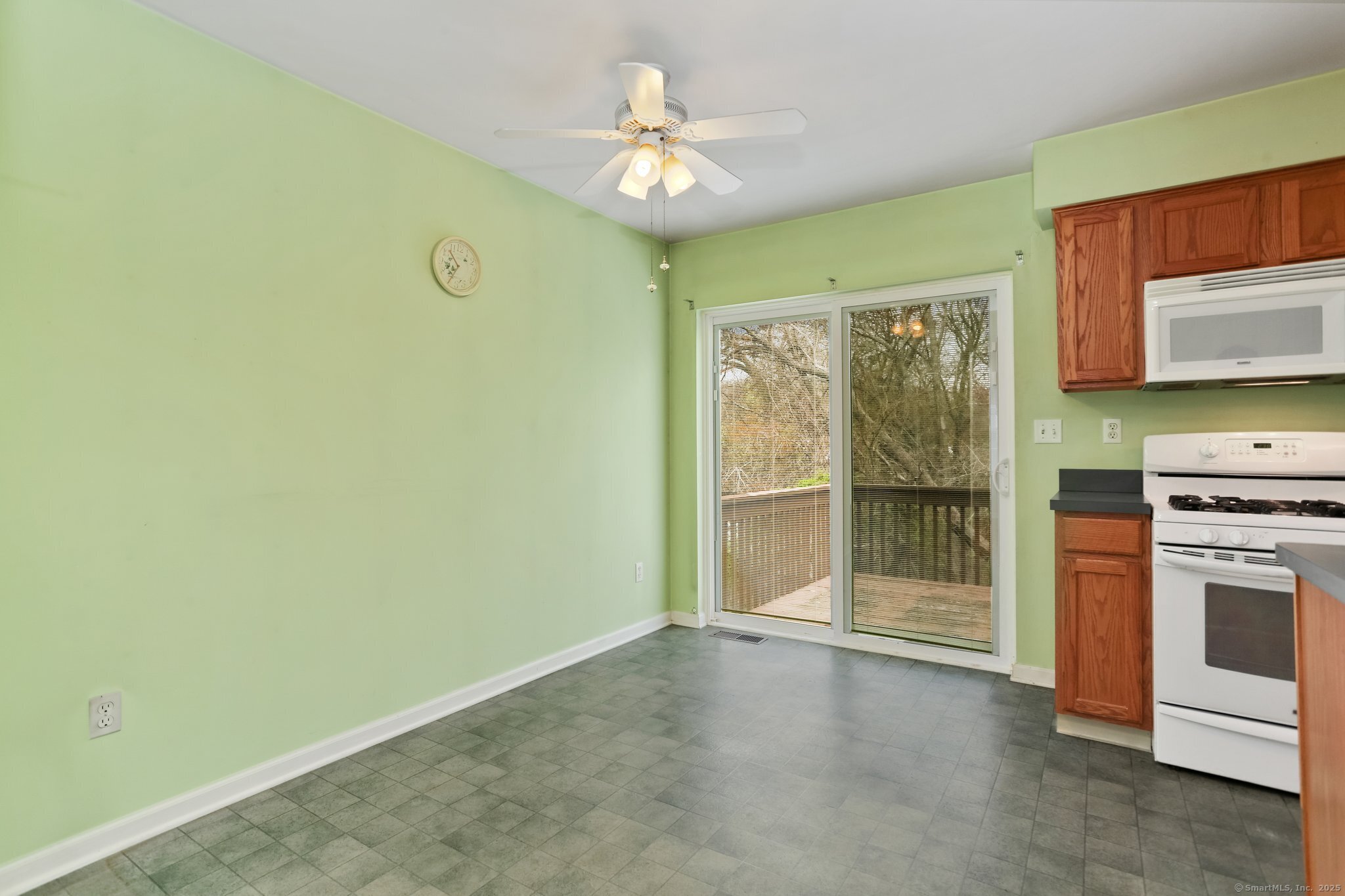 157 Hull Street, Ansonia, Connecticut image 15