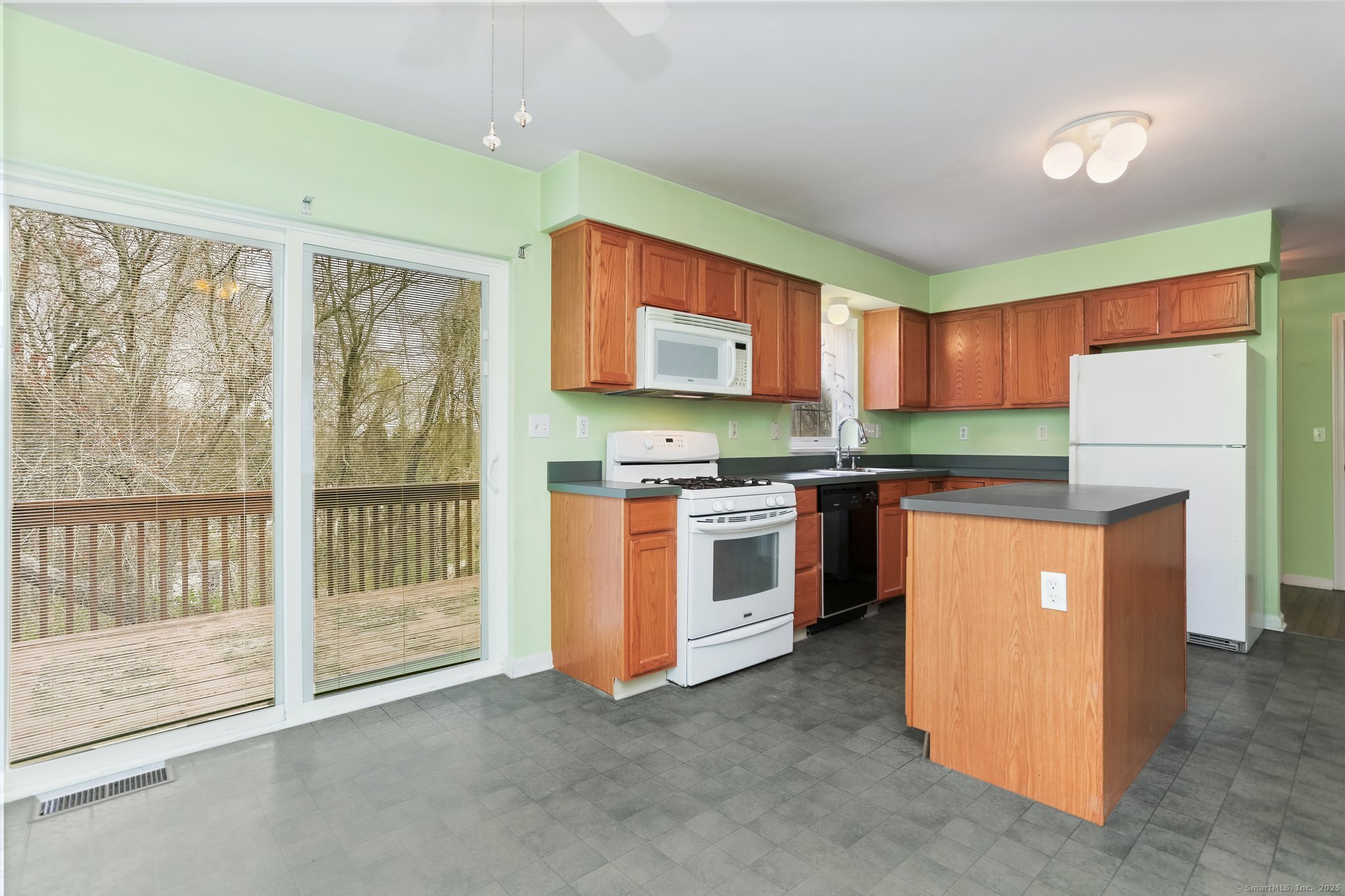 157 Hull Street, Ansonia, Connecticut image 14