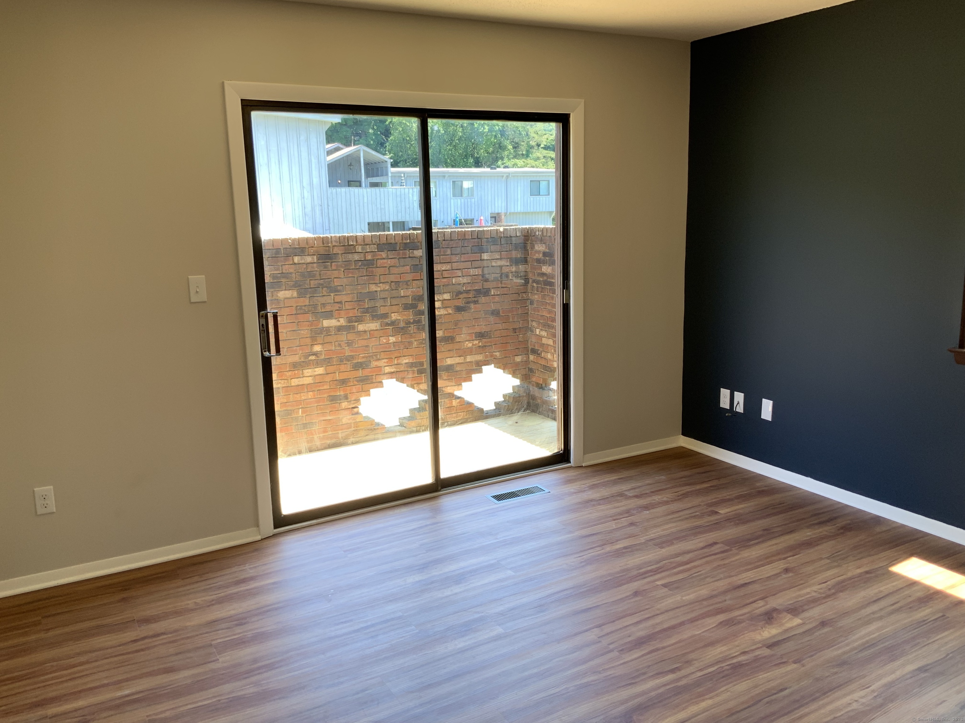 158 Webster Court 158