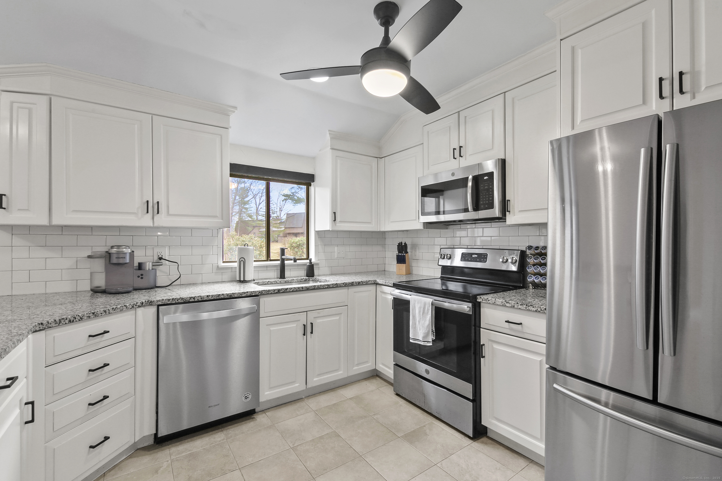 8 Byron Drive #8, Avon, Connecticut image 3