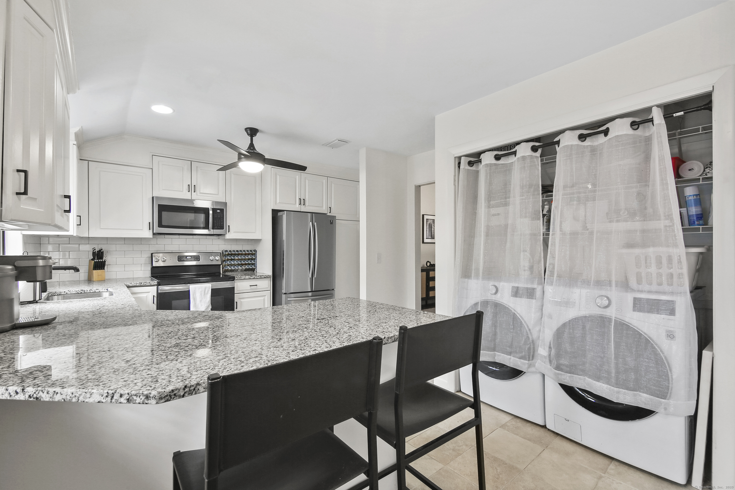 8 Byron Drive #8, Avon, Connecticut image 6