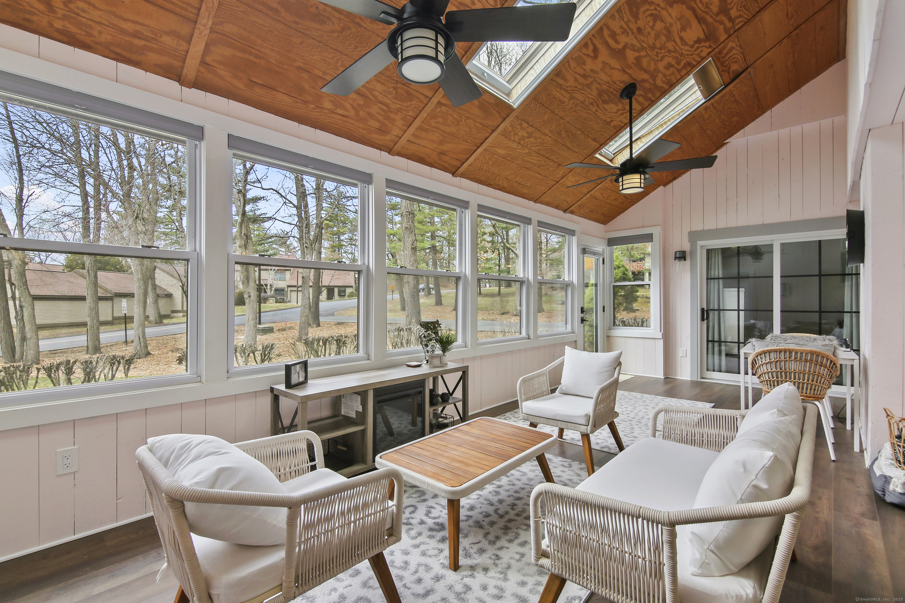 8 Byron Drive #8, Avon, Connecticut image 23