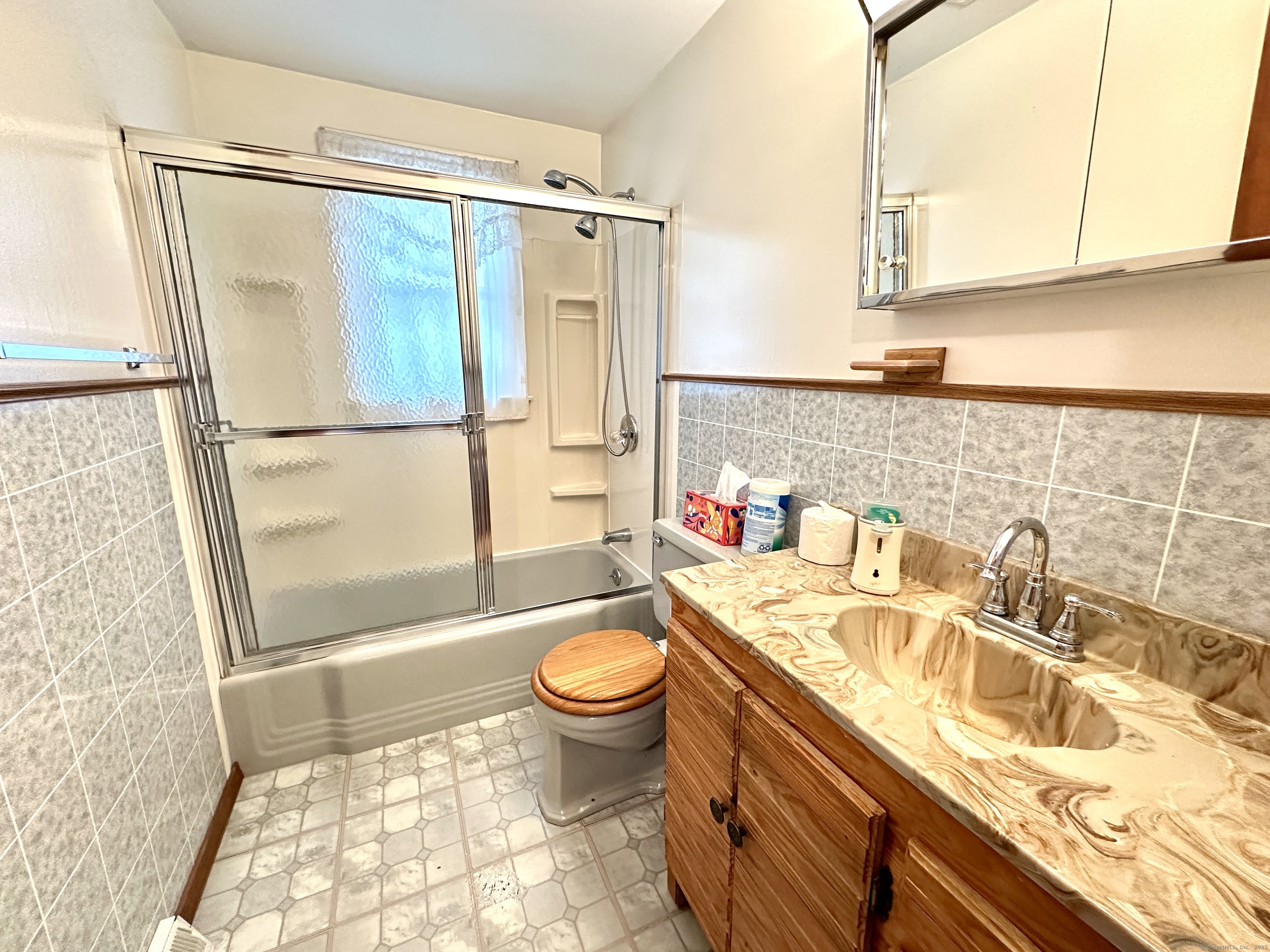 107 Montemerlo Avenue, Windsor Locks, Connecticut image 9