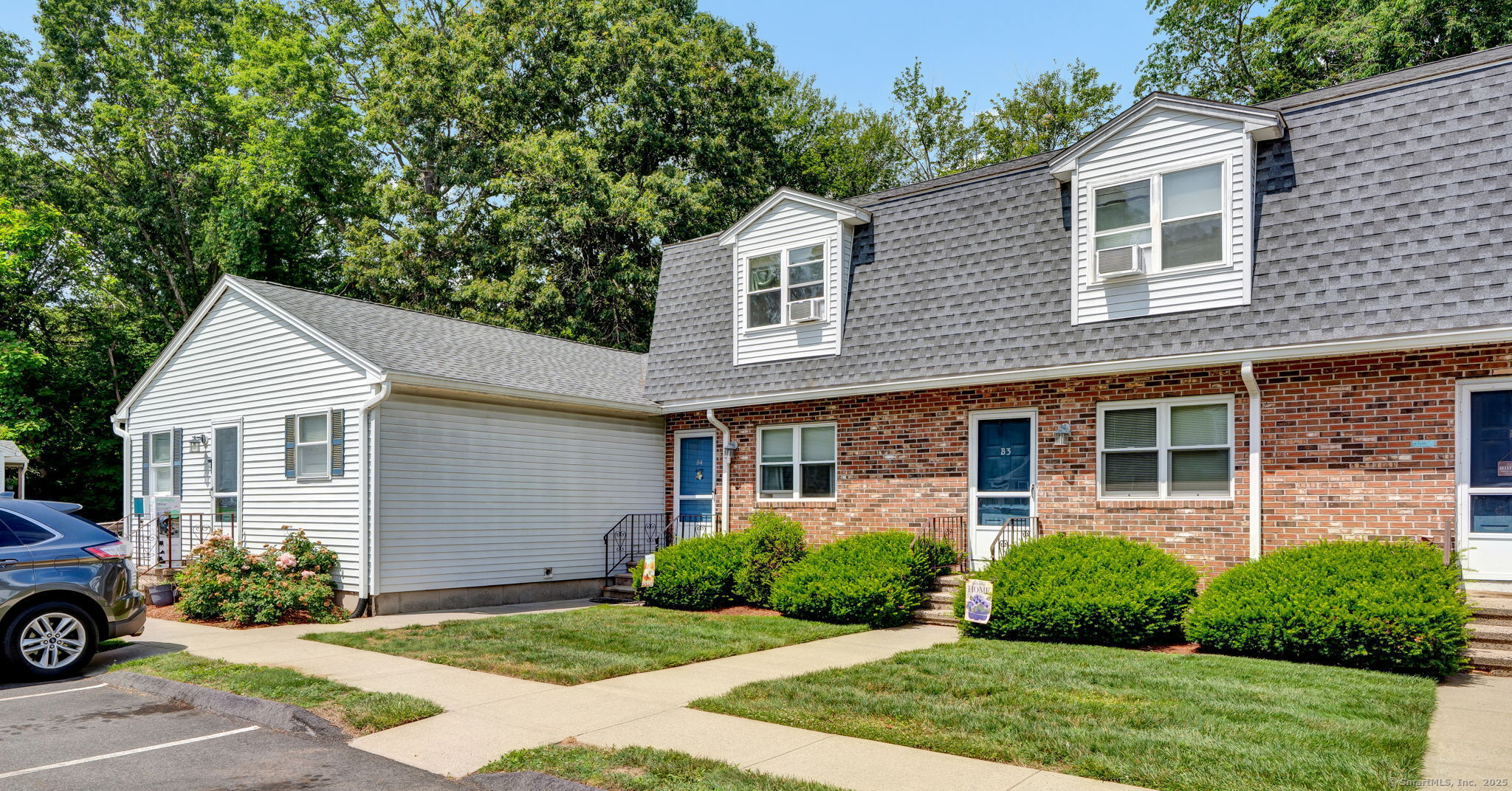 122 Milford Street Extension APT B4