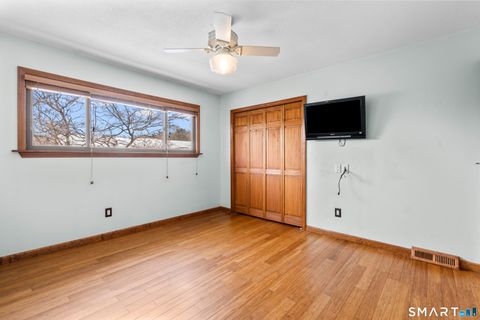 Tiny photo for 75 Orangewood W #75, Derby, CT 06418 (MLS # 24150234)