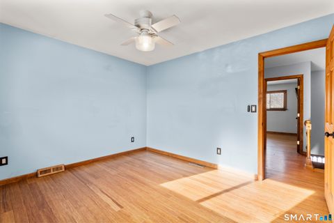 Tiny photo for 75 Orangewood W #75, Derby, CT 06418 (MLS # 24150234)