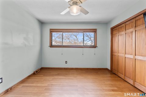 Tiny photo for 75 Orangewood W #75, Derby, CT 06418 (MLS # 24150234)