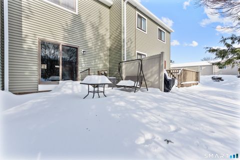 Tiny photo for 75 Orangewood W #75, Derby, CT 06418 (MLS # 24150234)