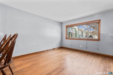 Tiny photo for 75 Orangewood W #75, Derby, CT 06418 (MLS # 24150234)