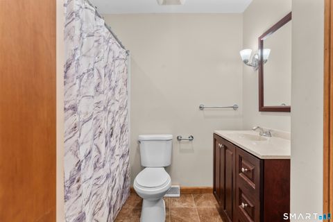 Tiny photo for 75 Orangewood W #75, Derby, CT 06418 (MLS # 24150234)