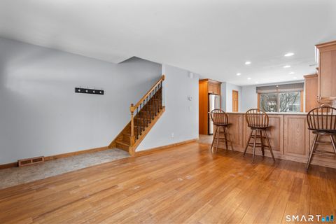 Tiny photo for 75 Orangewood W #75, Derby, CT 06418 (MLS # 24150234)