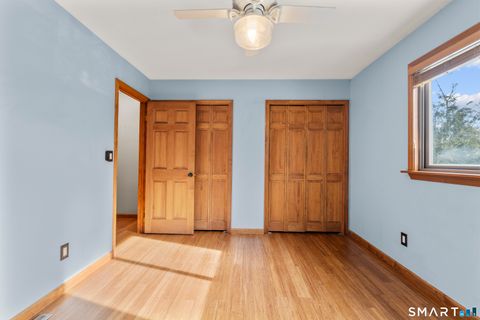 Tiny photo for 75 Orangewood W #75, Derby, CT 06418 (MLS # 24150234)