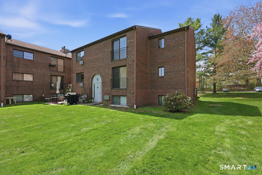 500 Darling Street 11Q