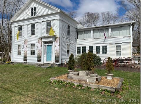 Property for Sale at W Main Street, Clinton, Connecticut - Bedrooms: 4 
Bathrooms: 3 
Rooms: 10  - $725,000