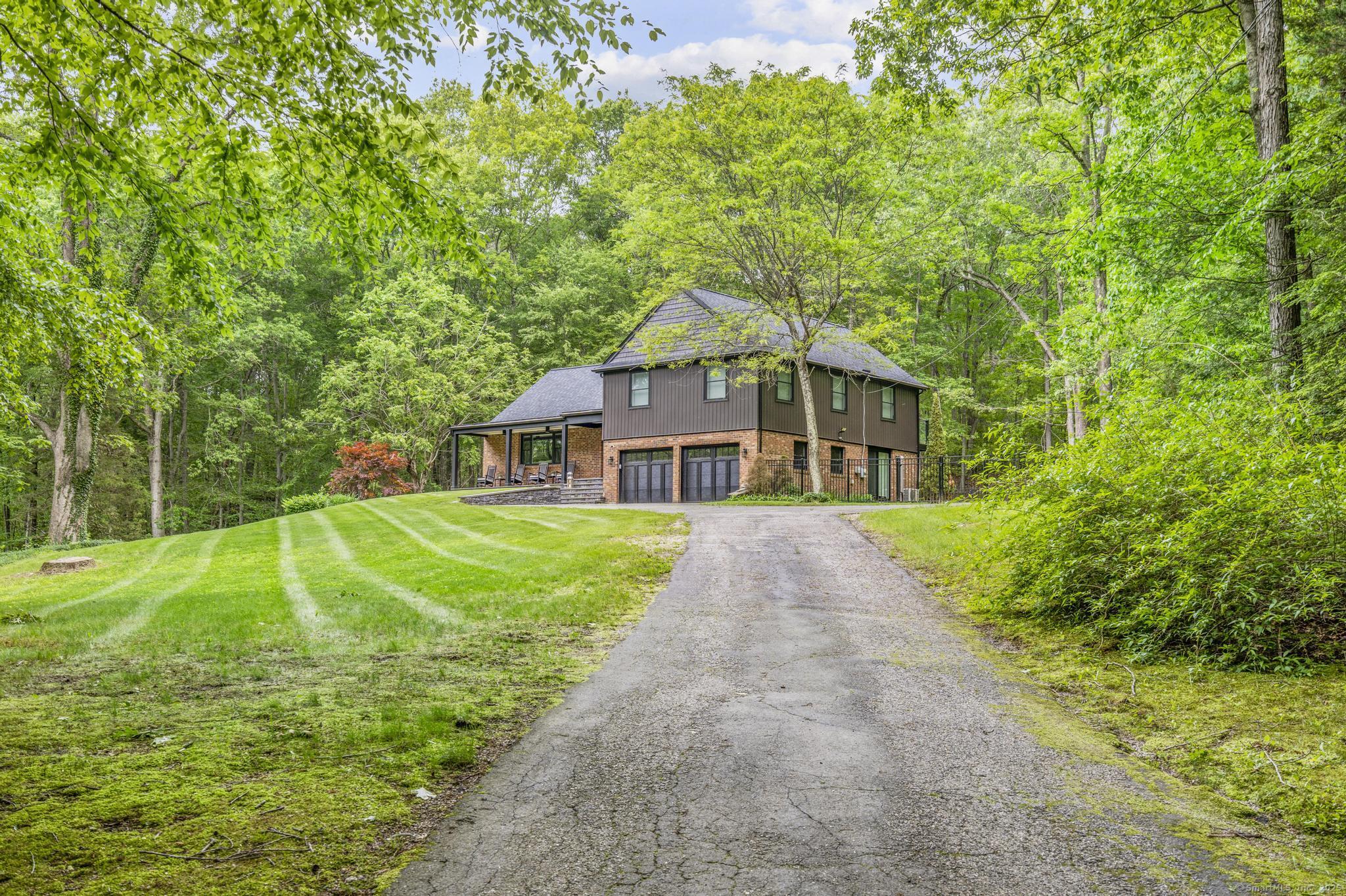 319 Nonnewaug Road