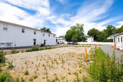 Tiny photo for 885 Boston Post Road, Madison, CT 06443 (MLS # 24168048)