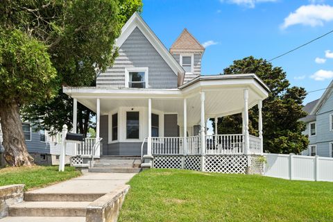 Photo of 163 Willetts Avenue, New London, CT 06320 (MLS # 24133867)