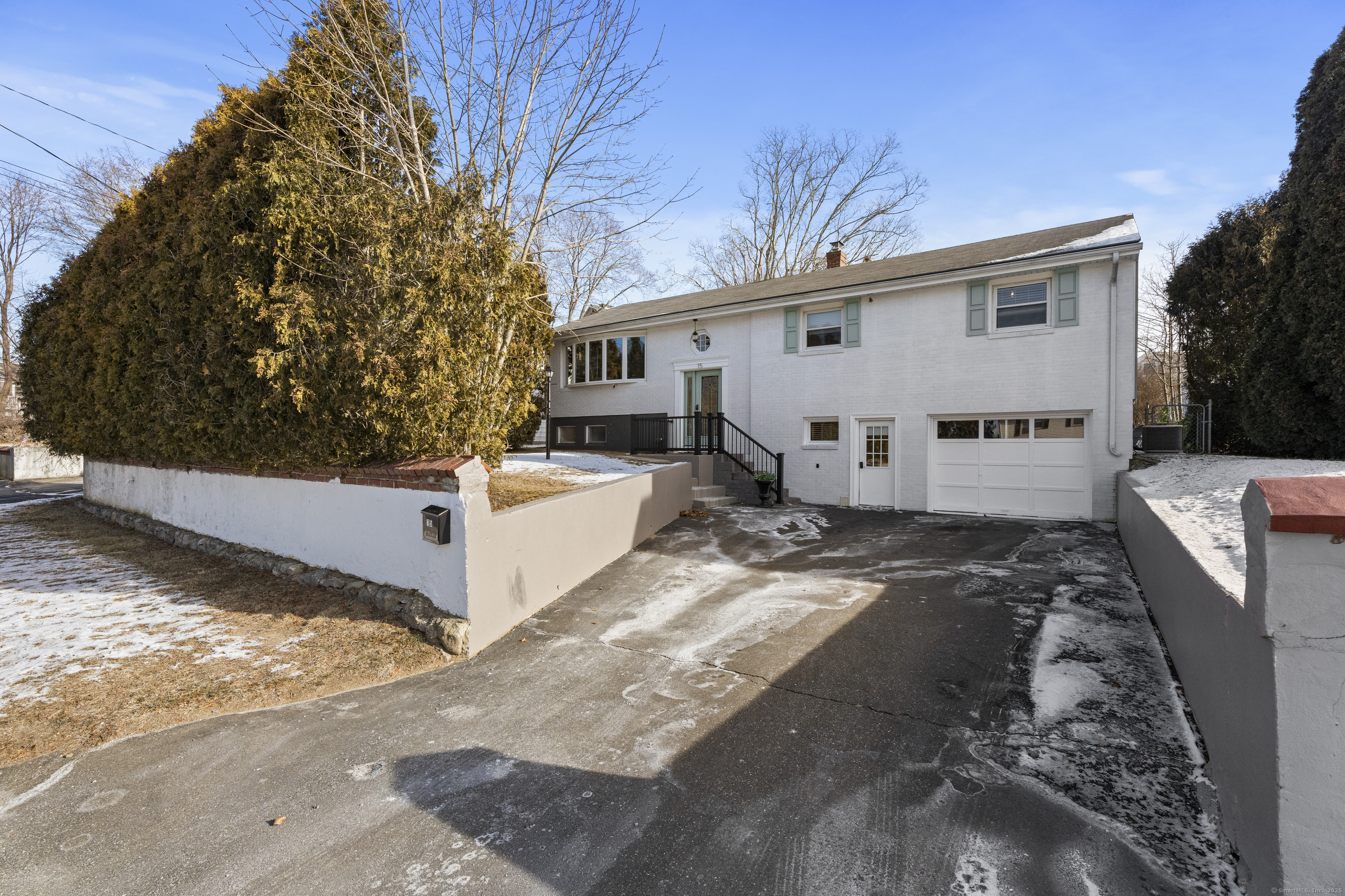 15 Elrin Place, New London, Connecticut image 3
