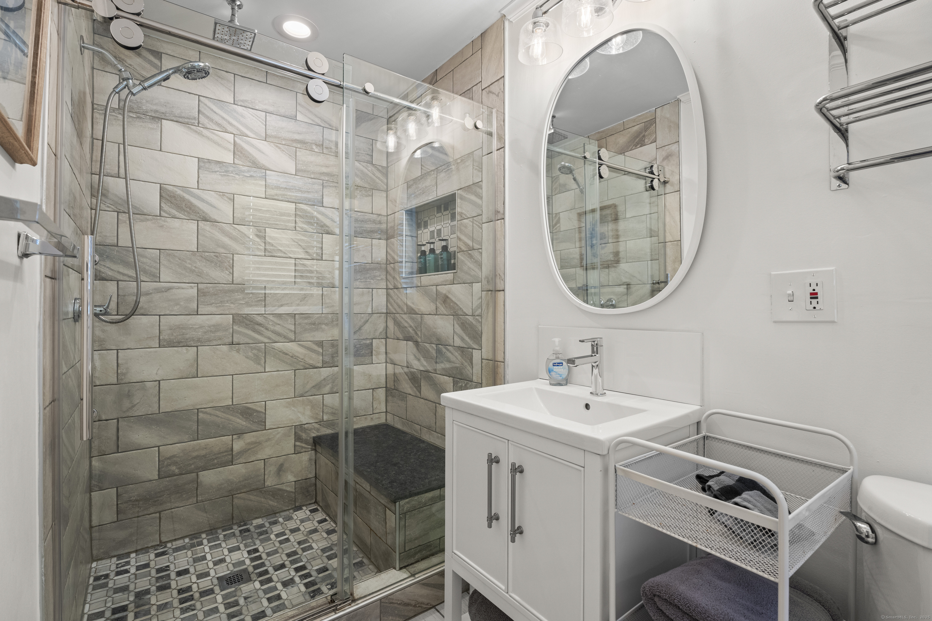 15 Elrin Place, New London, Connecticut image 20