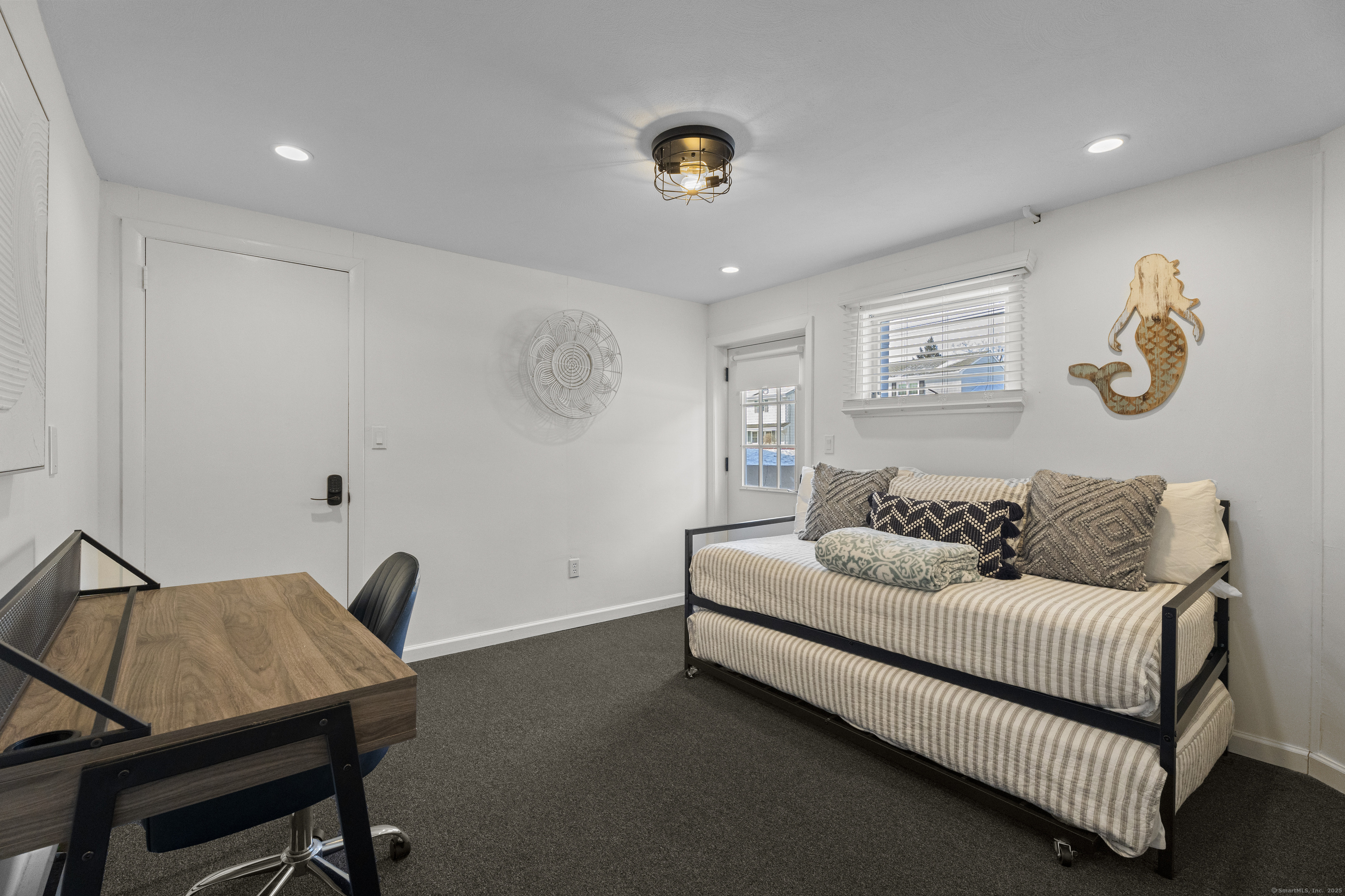 15 Elrin Place, New London, Connecticut image 31