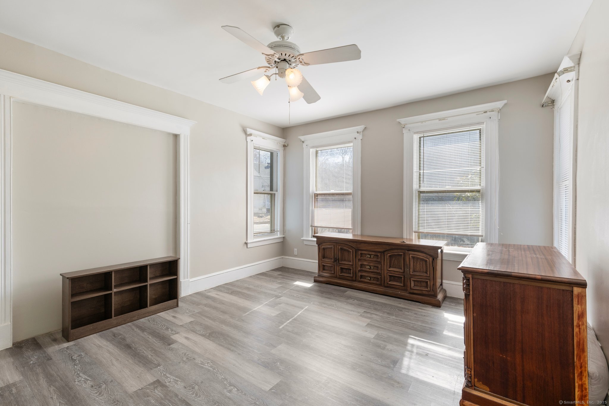 307 Dwight Street, Waterbury, Connecticut image 17