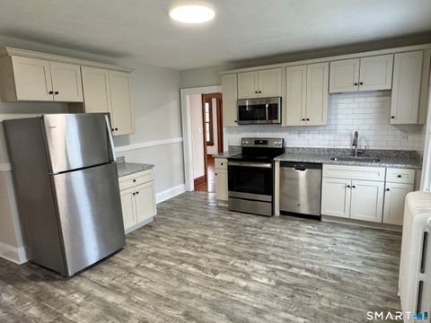 Photo of 29 Nesbit Avenue #2nd FL, West Hartford, CT 06119 (MLS # 24144384)