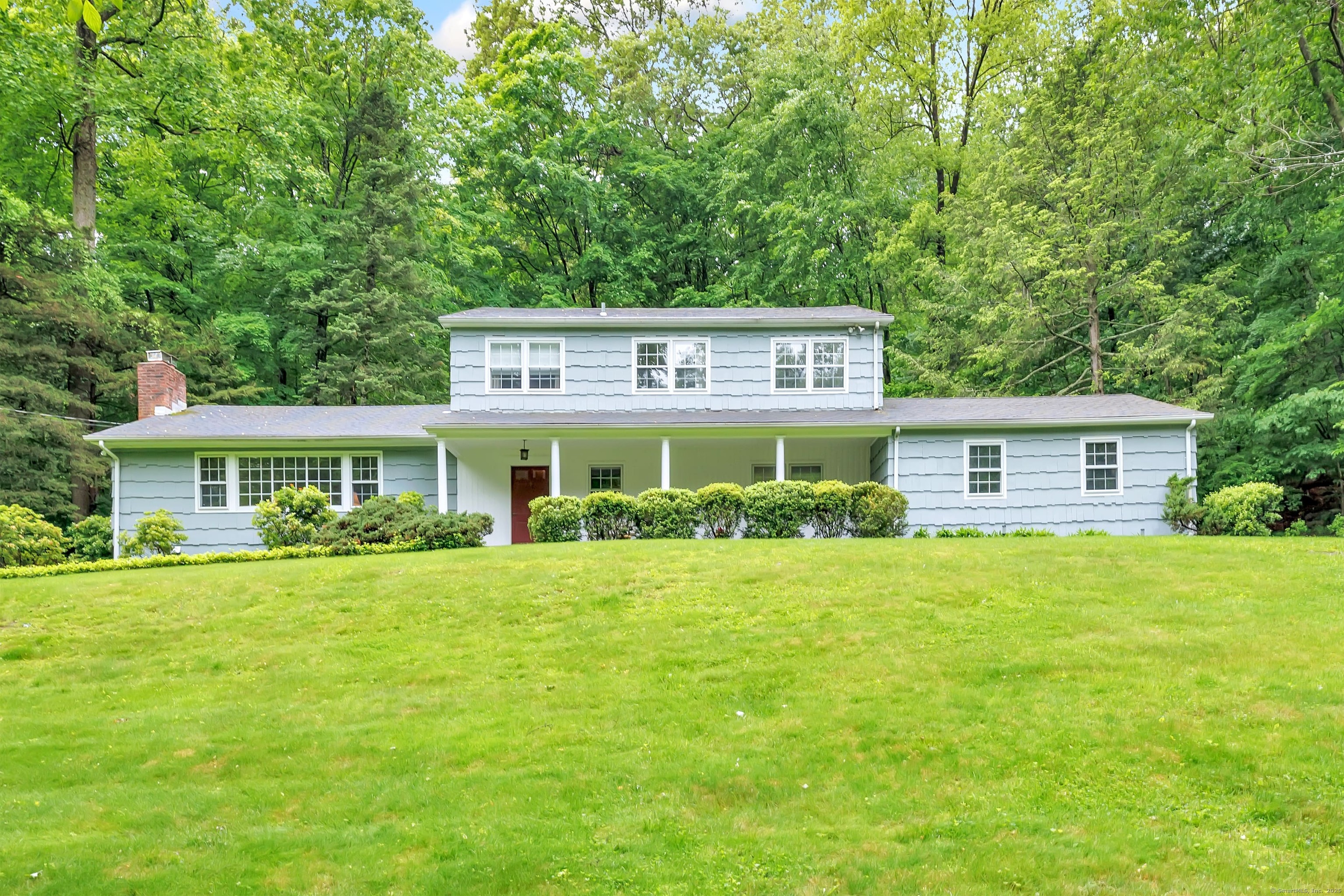6 Rivergate Woods