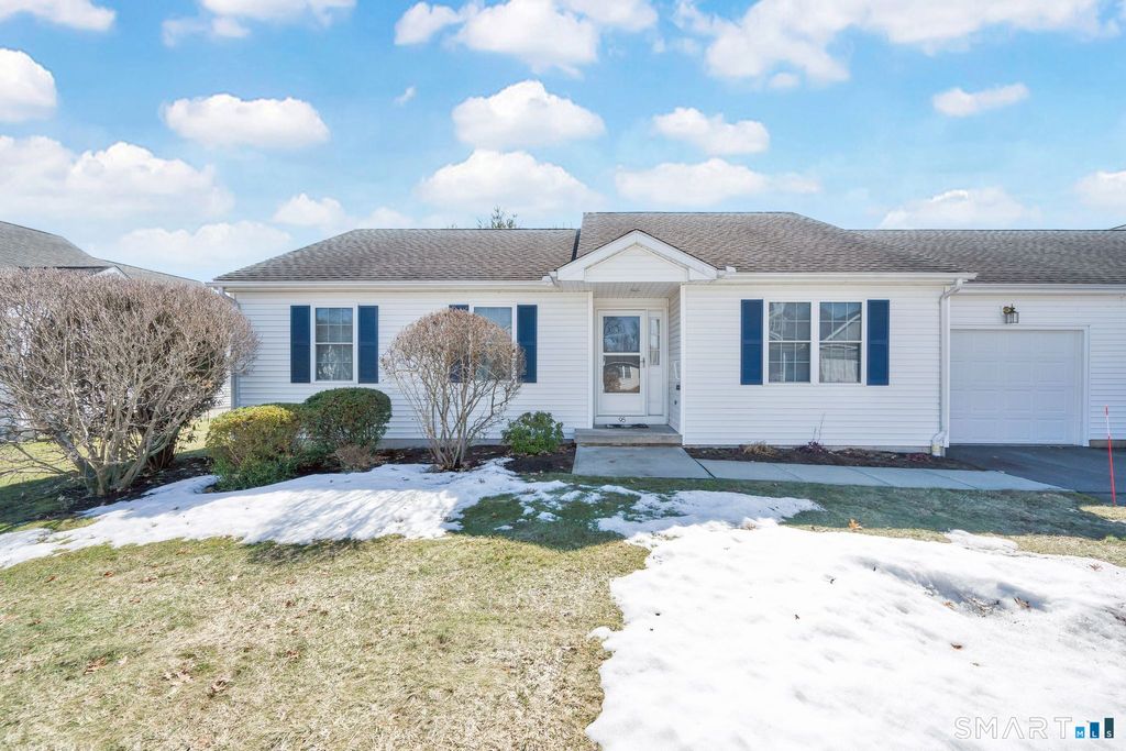 Photo of 95 Meadowview Lane #95, Vernon, CT 06066 (MLS # 24159019)