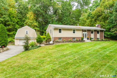 Photo of 508 Oakwood Drive, Glastonbury, CT 06033 (MLS # 24208773)