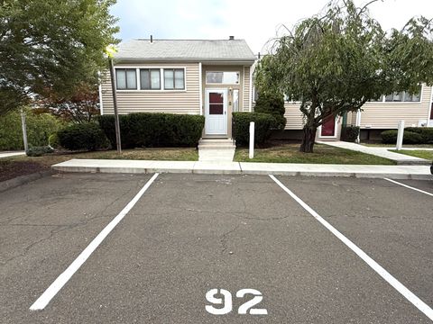 Tiny photo for 92 Shepards Knoll Drive #92, Hamden, CT 06514 (MLS # 24162736)