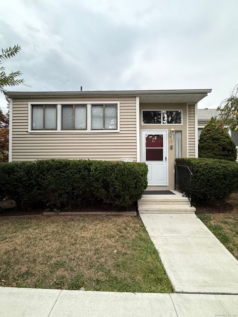 Tiny photo for 92 Shepards Knoll Drive #92, Hamden, CT 06514 (MLS # 24162736)