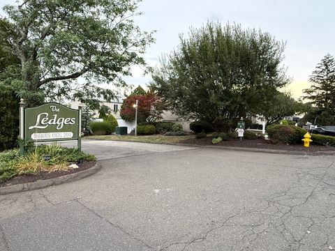 Tiny photo for 92 Shepards Knoll Drive #92, Hamden, CT 06514 (MLS # 24162736)