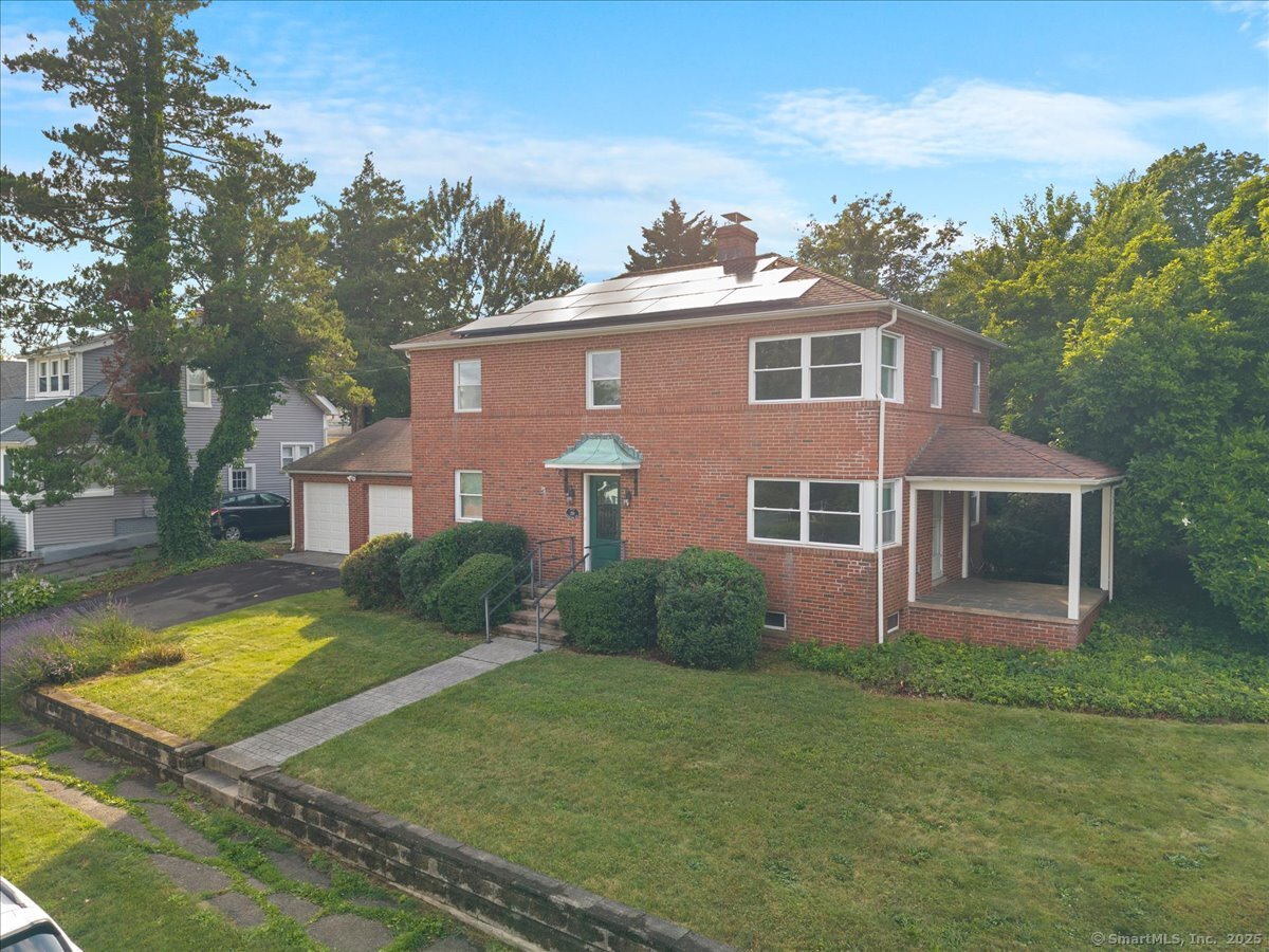 210 Highland Avenue