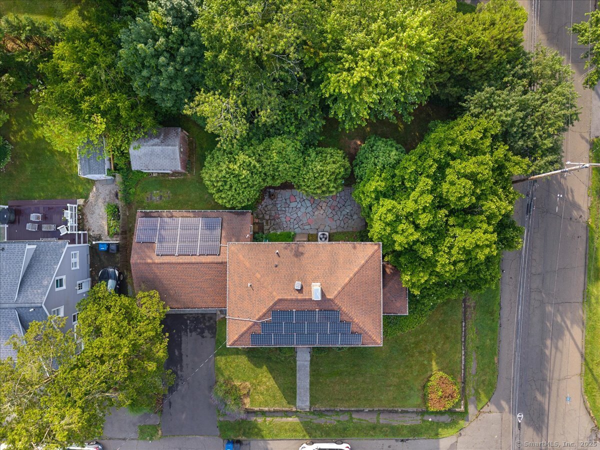 210 Highland Avenue