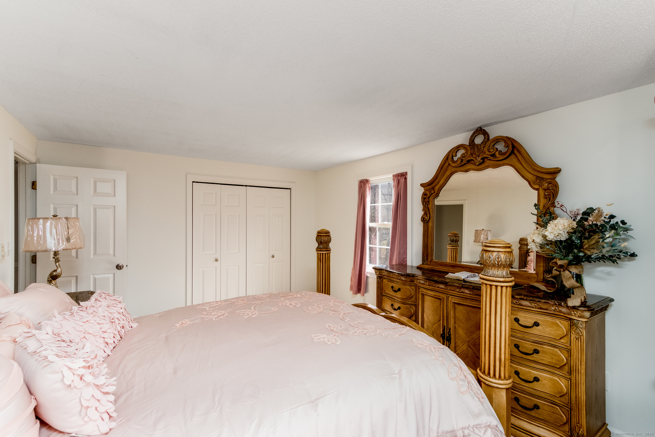 27 Seneca Drive, Meriden, Connecticut image 17