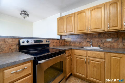 Tiny photo for 87 Glenbrook Road #7F, Stamford, CT 06902 (MLS # 24211329)