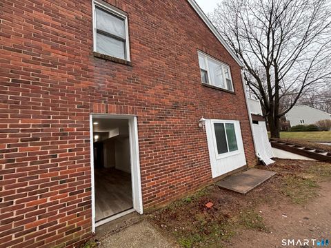 Photo of 76 Cannon Street, Hamden, CT 06518 (MLS # 24160106)