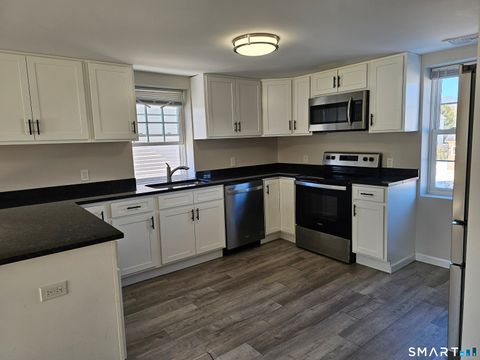 Tiny photo for 151 E Main Street #2B, Clinton, CT 06413 (MLS # 24155356)