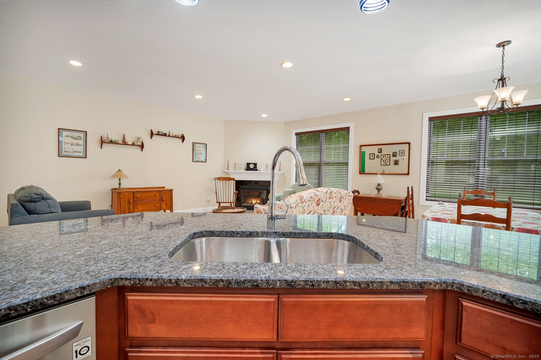 47 Whiting Farms Lane #47, East Lyme, Connecticut image 25