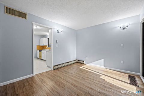 Tiny photo for 6 Heritage Drive #6, Avon, CT 06001 (MLS # 24171629)