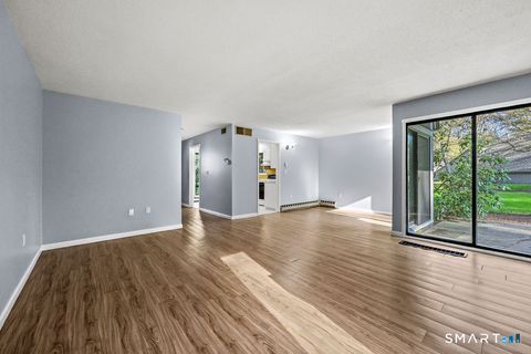 Tiny photo for 6 Heritage Drive #6, Avon, CT 06001 (MLS # 24171629)