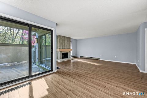 Tiny photo for 6 Heritage Drive #6, Avon, CT 06001 (MLS # 24171629)
