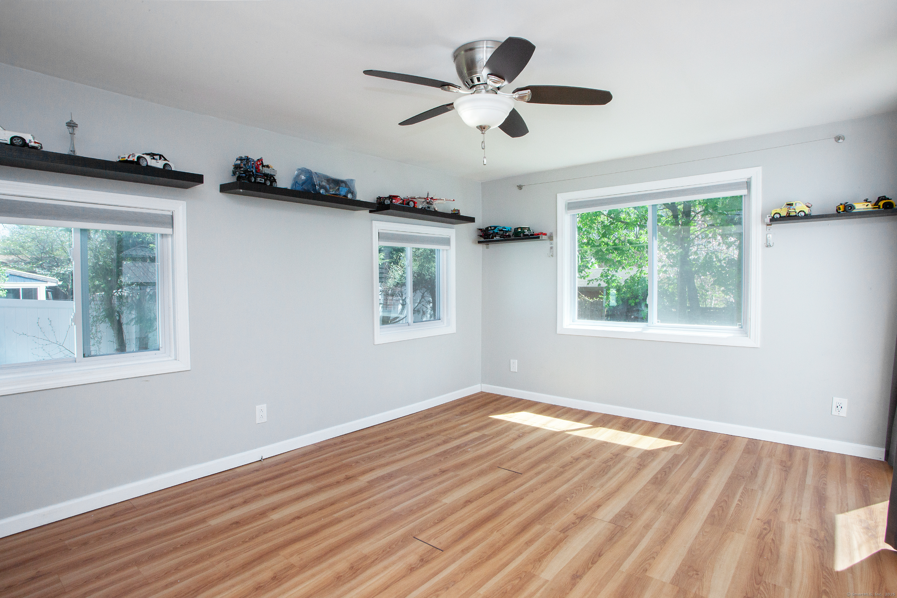 19 Pine Street, Newington, Connecticut image 18